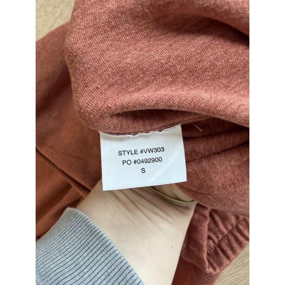 Vuori Performance Jogger in Cinnamon Orange Women's Size Small Soft - Picture 6 of 6